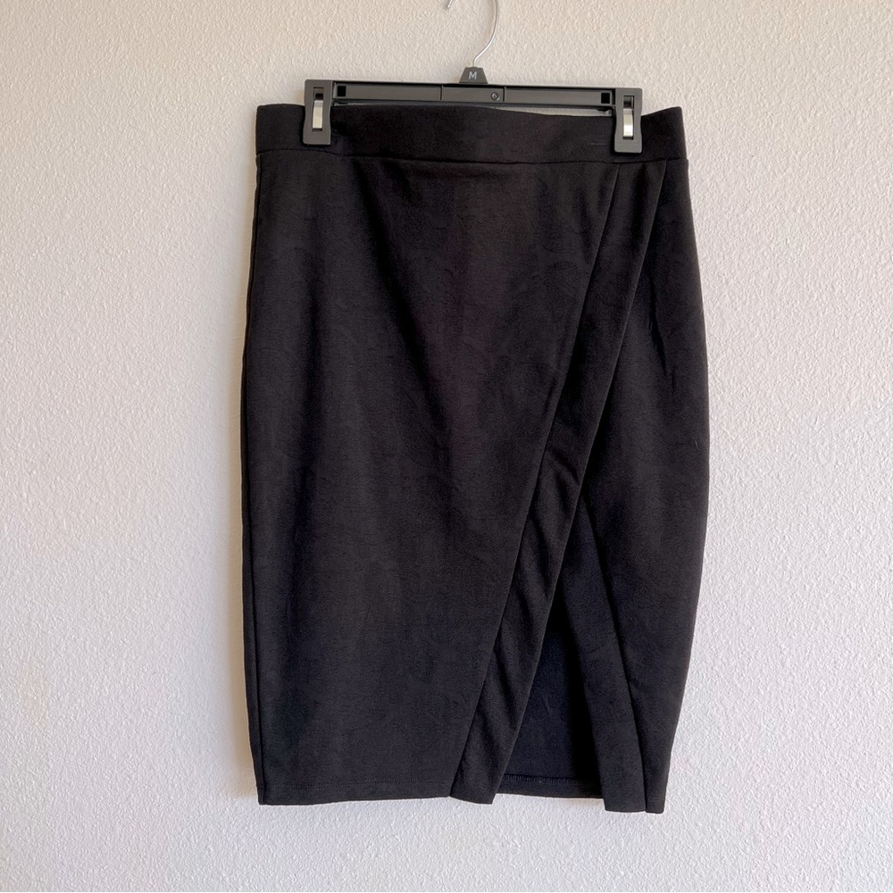 Jessica Simpson Black Midi Pencil Skirt